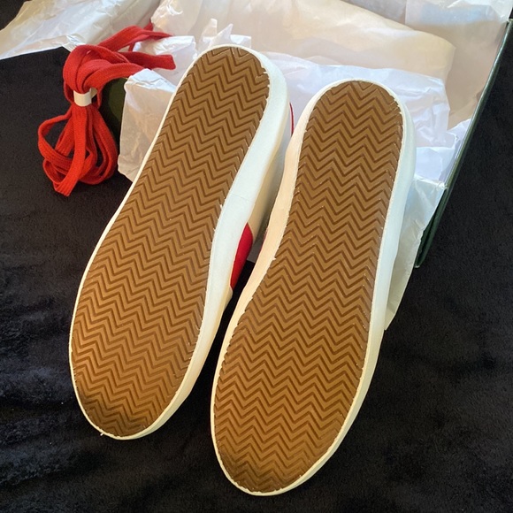 NIB/NWT Kate Spade New York “flash” Sneakers - Picture 2 of 6